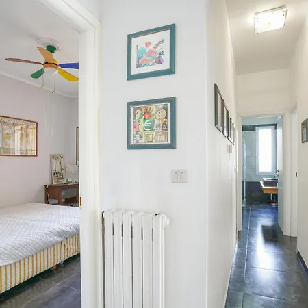 5 Bedroom Beautiful In Holiday home