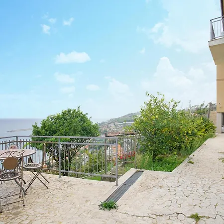 5 Bedroom Beautiful In Holiday home Cipressa